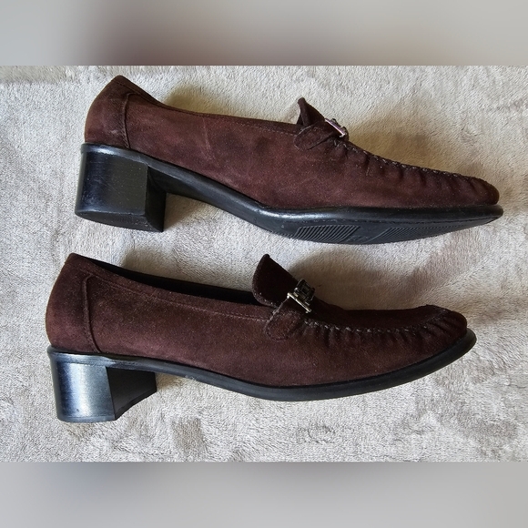 Stuart Weitzman Heeled Loafers - Picture 2 of 7